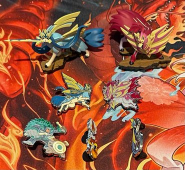 Crown Zenith Shiny Zacian and Shiny Zamazenta Sculpted Figures and Pins Set