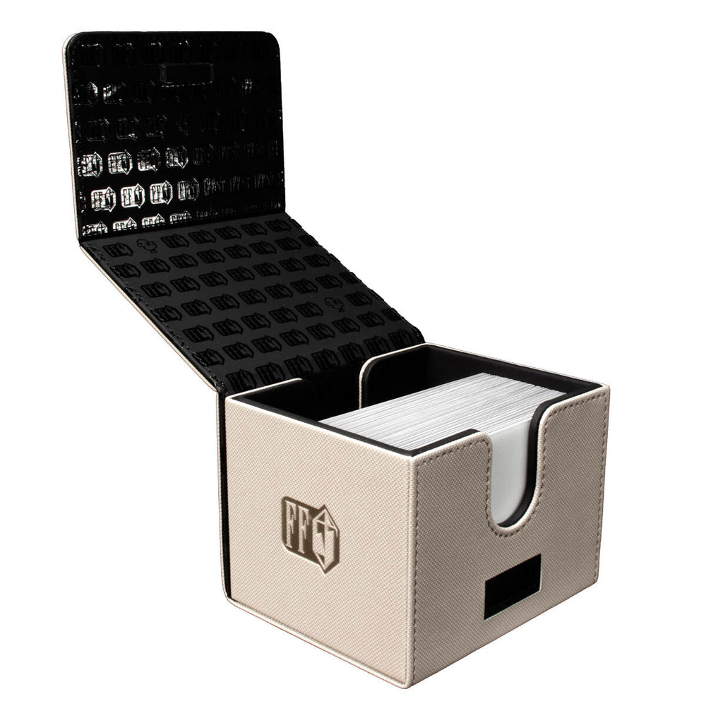 Ultra Pro: MTG - FINAL FANTASY Premium Alcove Edge Deck Box Cloud