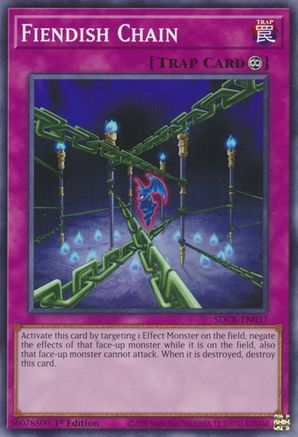 Fiendish Chain (SDCK-EN037) - Common - 1st Edition - Structure Deck: The Crimson King