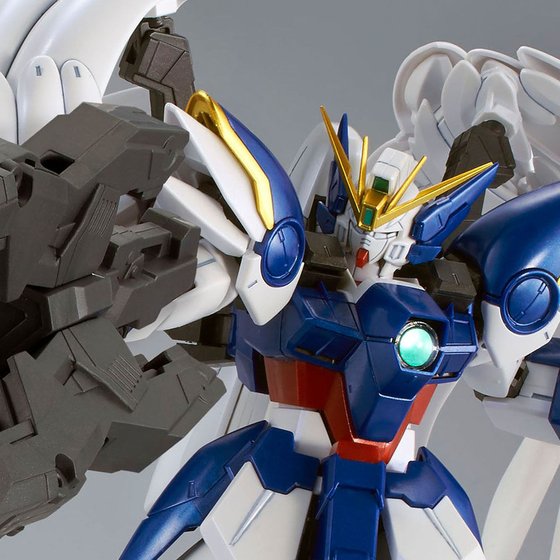 Bandai HIRM 1/100 Wing Gundam Zero Special Coating Limited Edition - KC Collectibles au